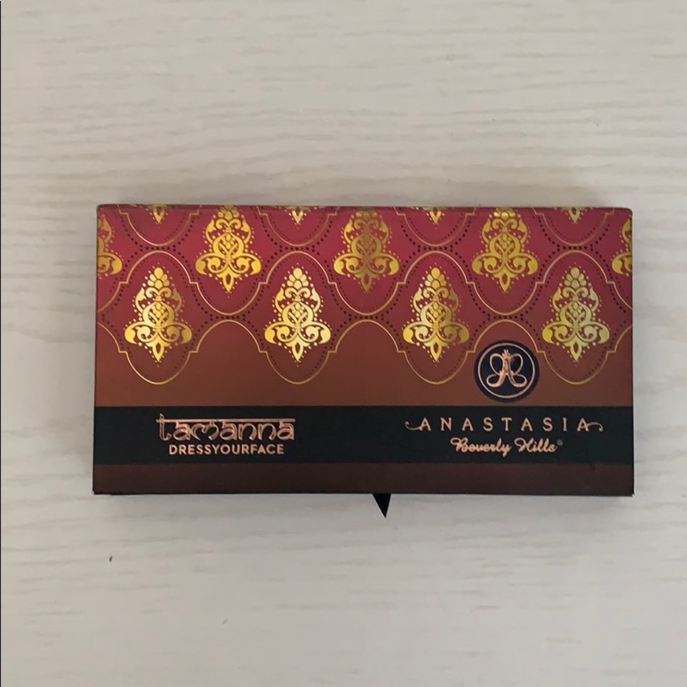 Anastasia Beverly Hills Tamanna Palette